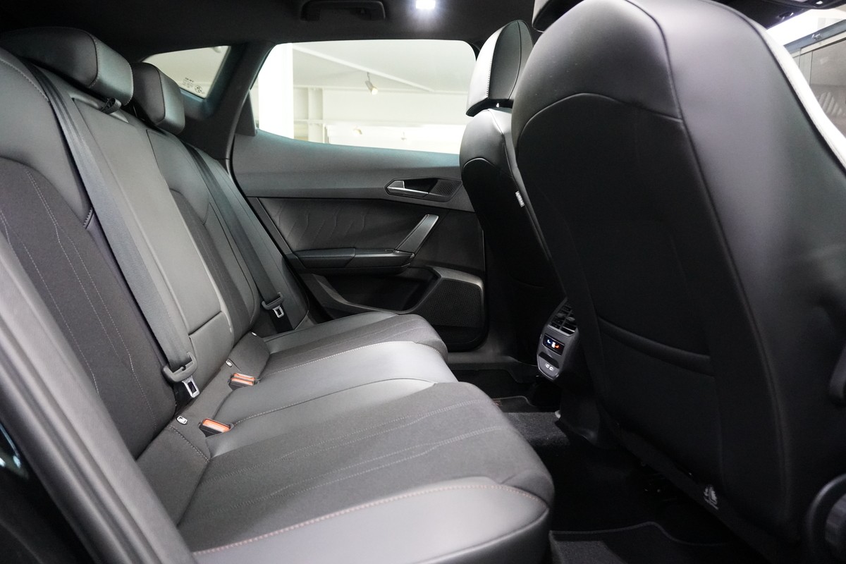 Cupra Formentor 1.5 TSI DSG LED ACC Pano R.Cam 