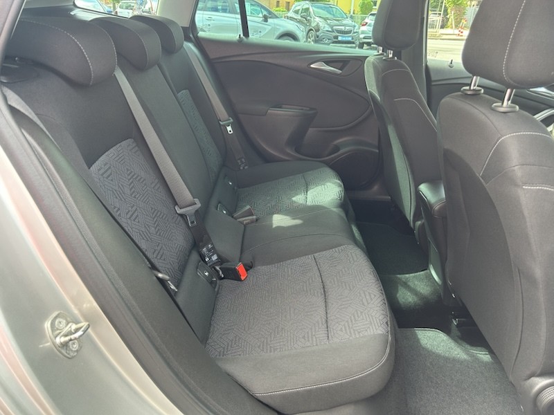 Opel Astra ST 1.4 TURBO EDITION NAVI*WINTERPAKET*PDC*R-CAM*AHK