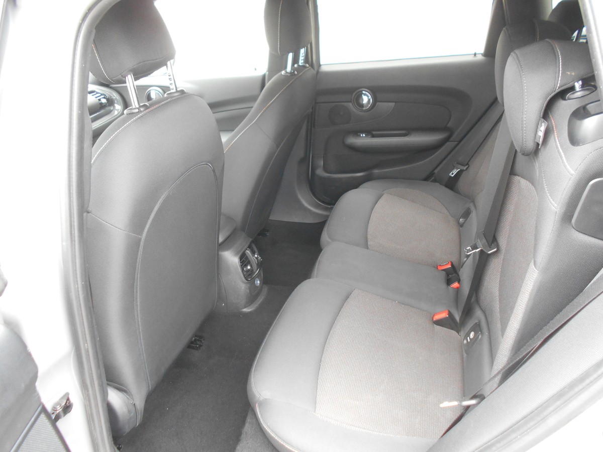 MINI One Clubman 