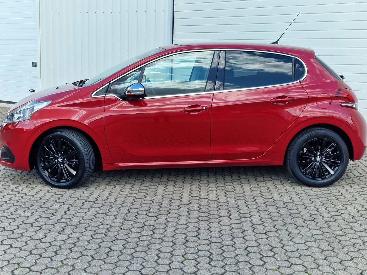 Peugeot 208  Automatik*Navi*Sportsitze*Service NEU!!