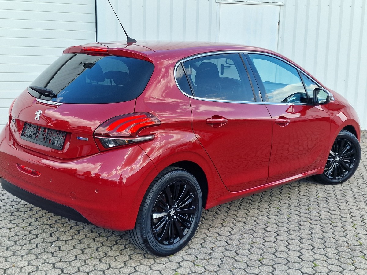 Peugeot 208  Automatik*Navi*Sportsitze*Service NEU!!