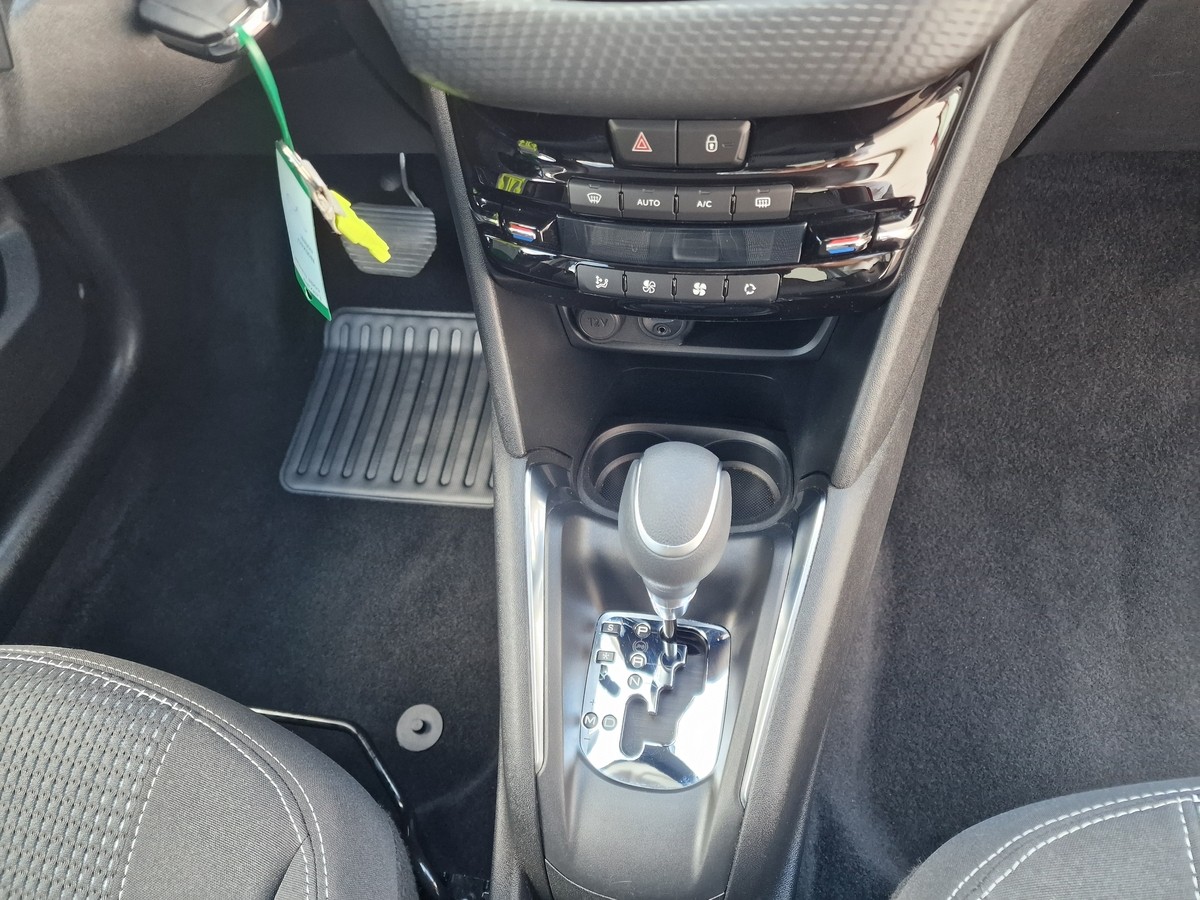 Peugeot 208  Automatik*Navi*Sportsitze*Service NEU!!