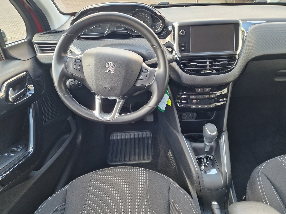 Peugeot 208  Automatik*Navi*Sportsitze*Service NEU!!