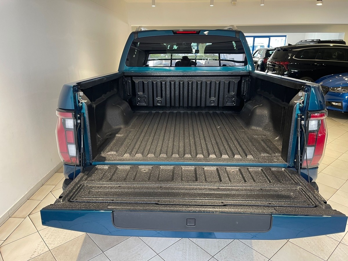 Foton 4 Ultra Sitzbelüftung Panorama Leder AHK