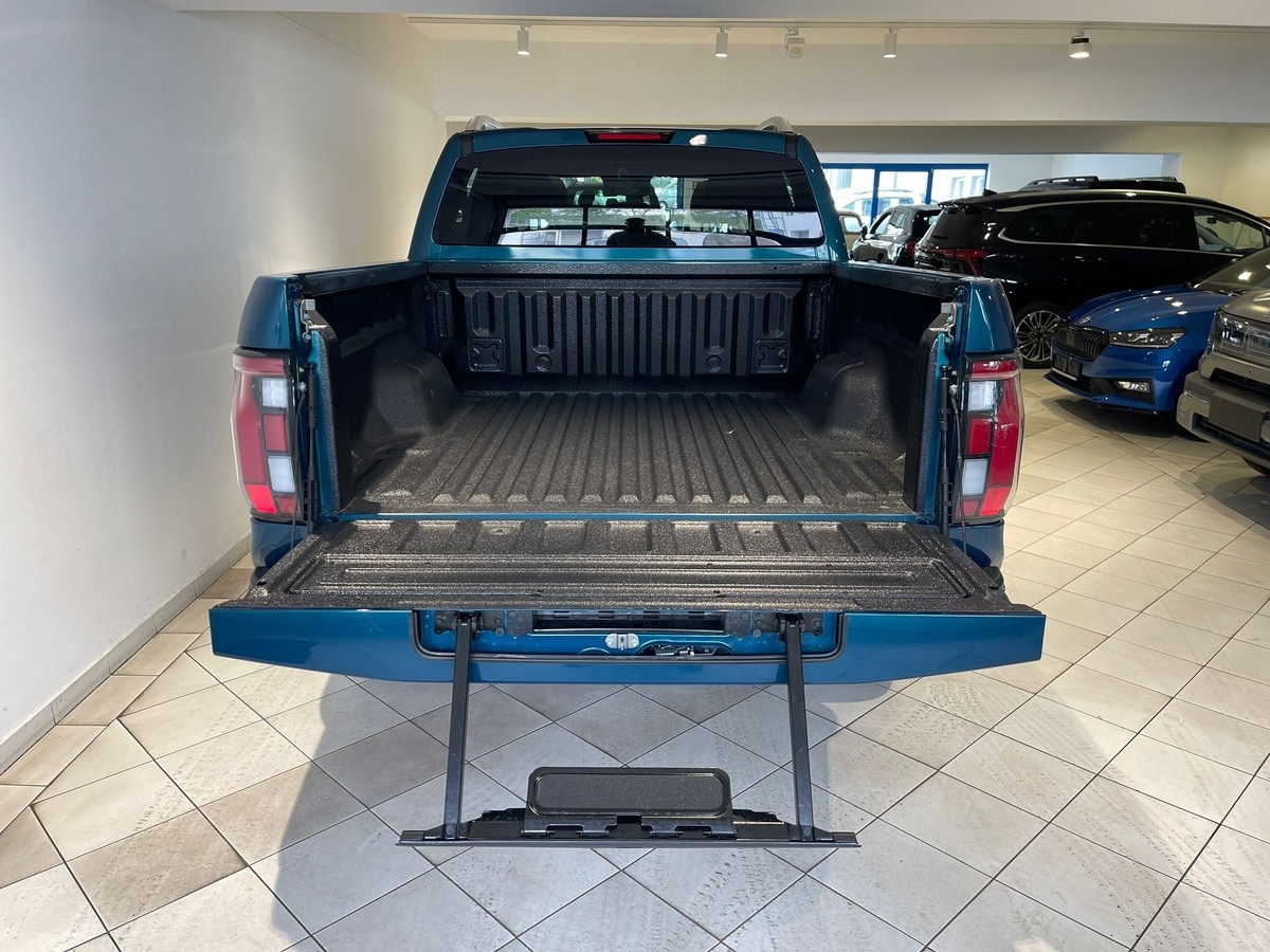 Foton 4 Ultra Sitzbelüftung Panorama Leder AHK