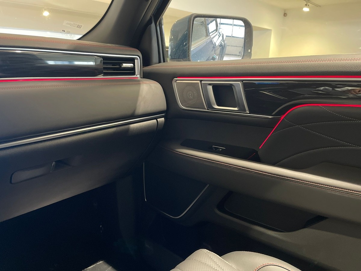 Foton 4 Ultra Sitzbelüftung Panorama Leder AHK