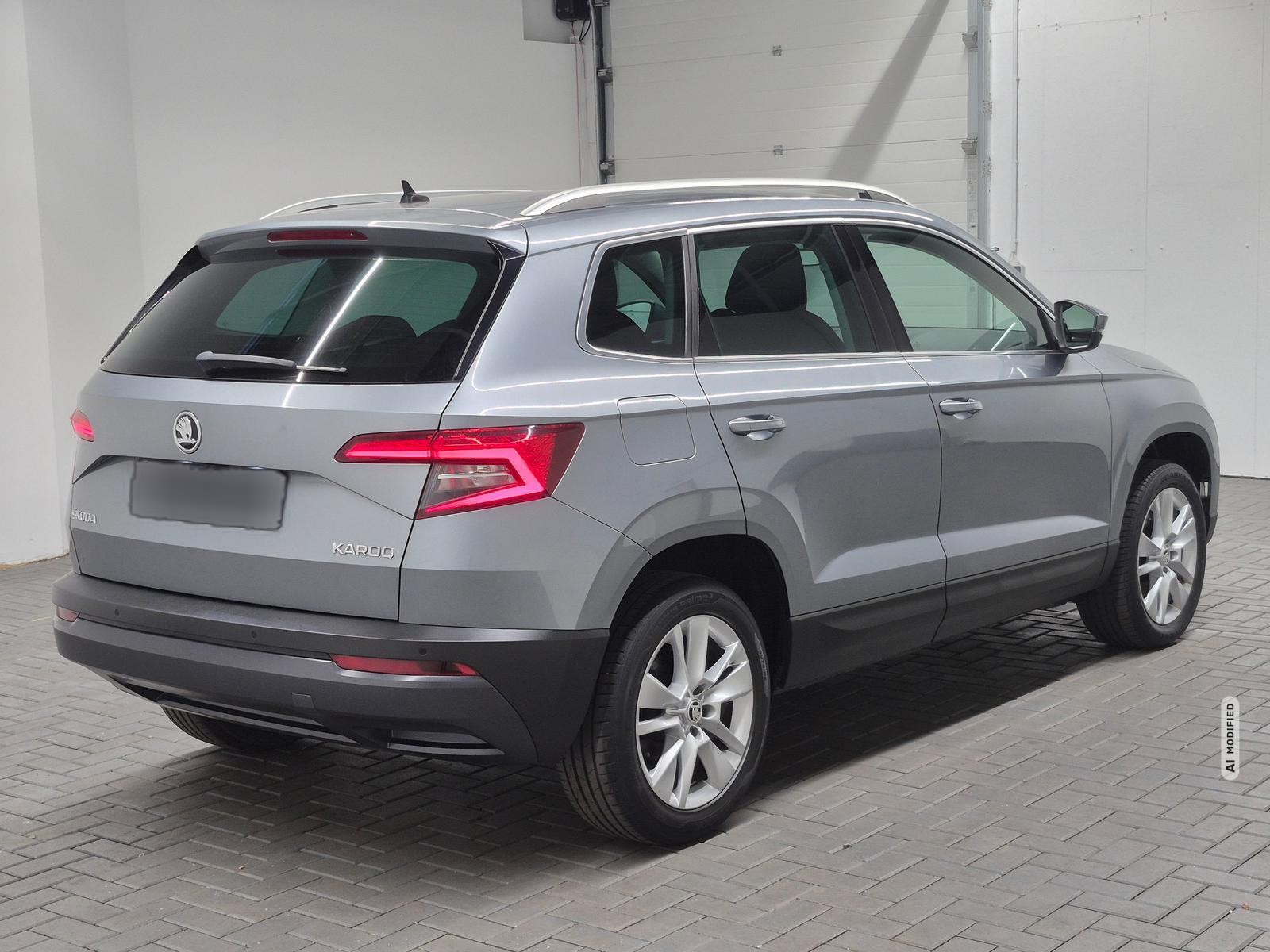 Skoda Karoq LED/SHZ/PDC/Smart-Link/Tempomat/17-LM