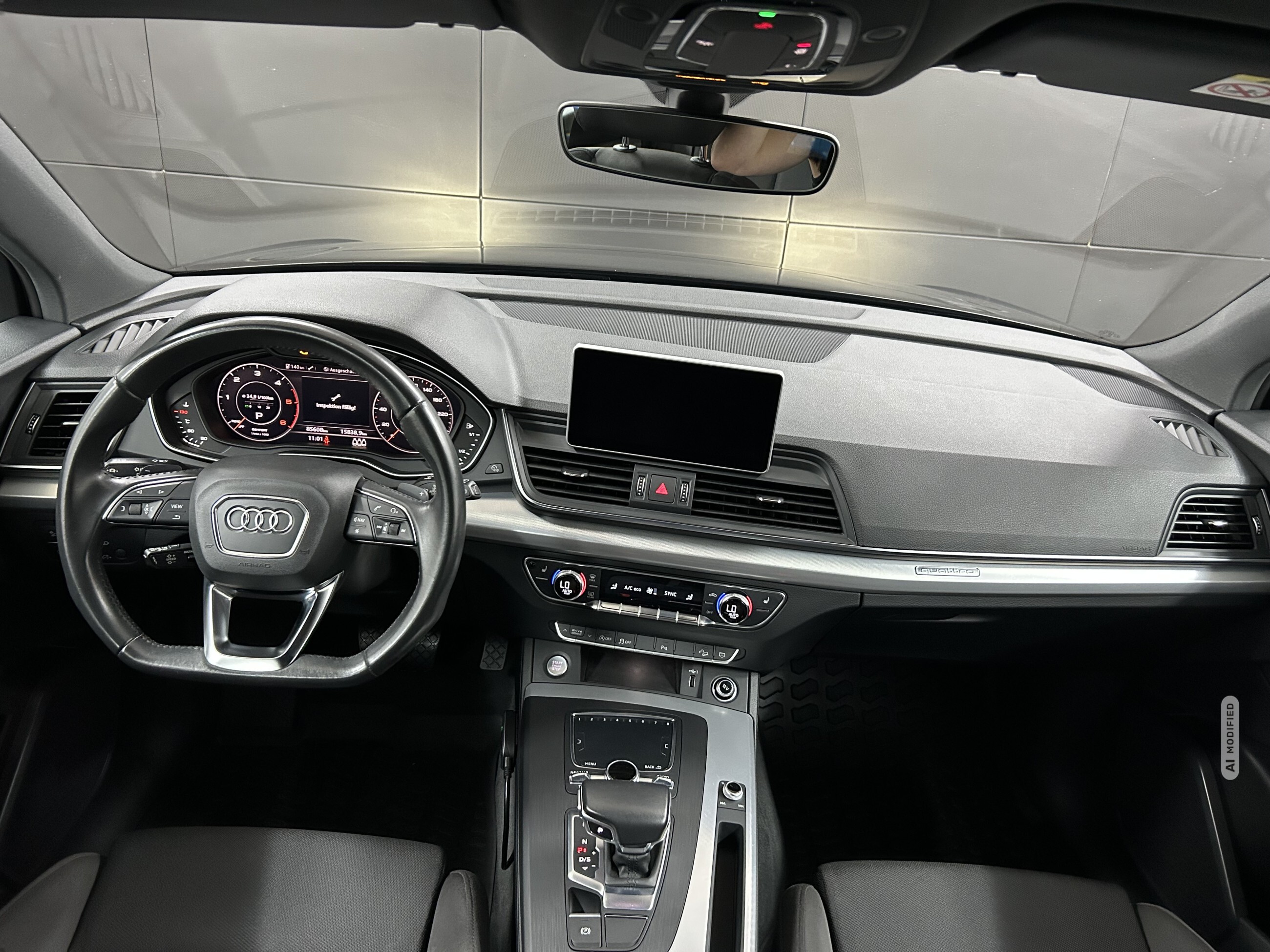 Audi Q5 40 TDI Quattro S-Line+AHK+SHZ+Massage+KAM+ACC
