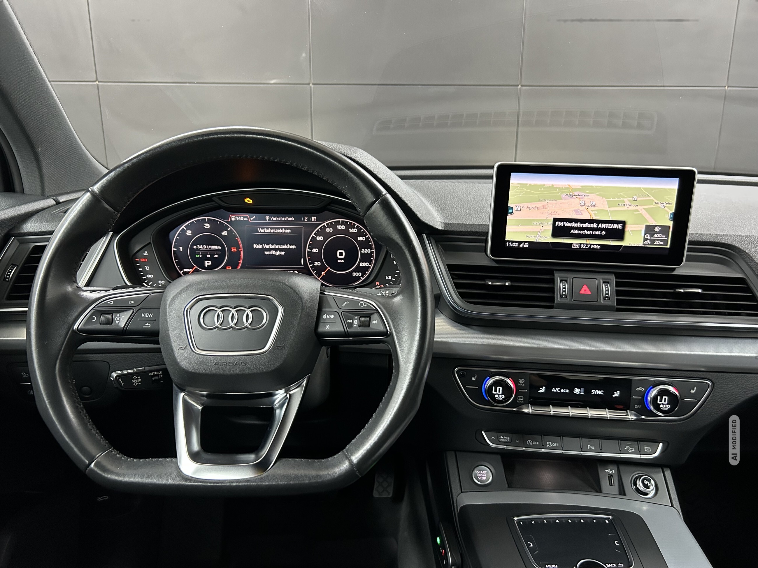 Audi Q5 40 TDI Quattro S-Line+AHK+SHZ+Massage+KAM+ACC
