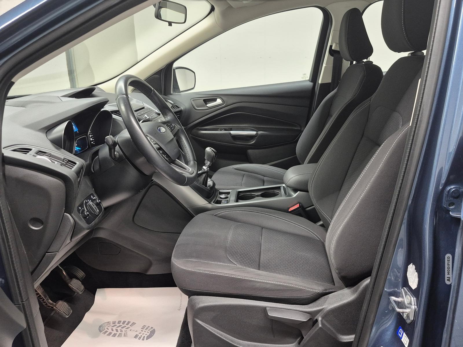 Ford Kuga Klimaaut./SHZ/Kam/Tempom./Keyless-Go/BT