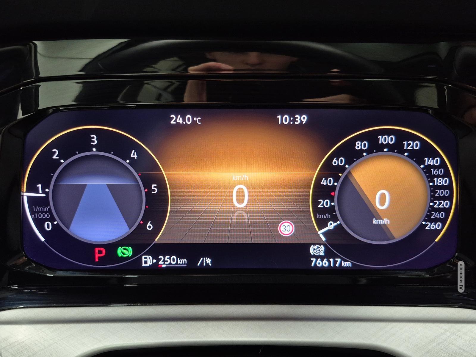 Volkswagen Golf 8 Alltrack 4M IQ-Light/HUD/Pano/H-K/AHK/DCC