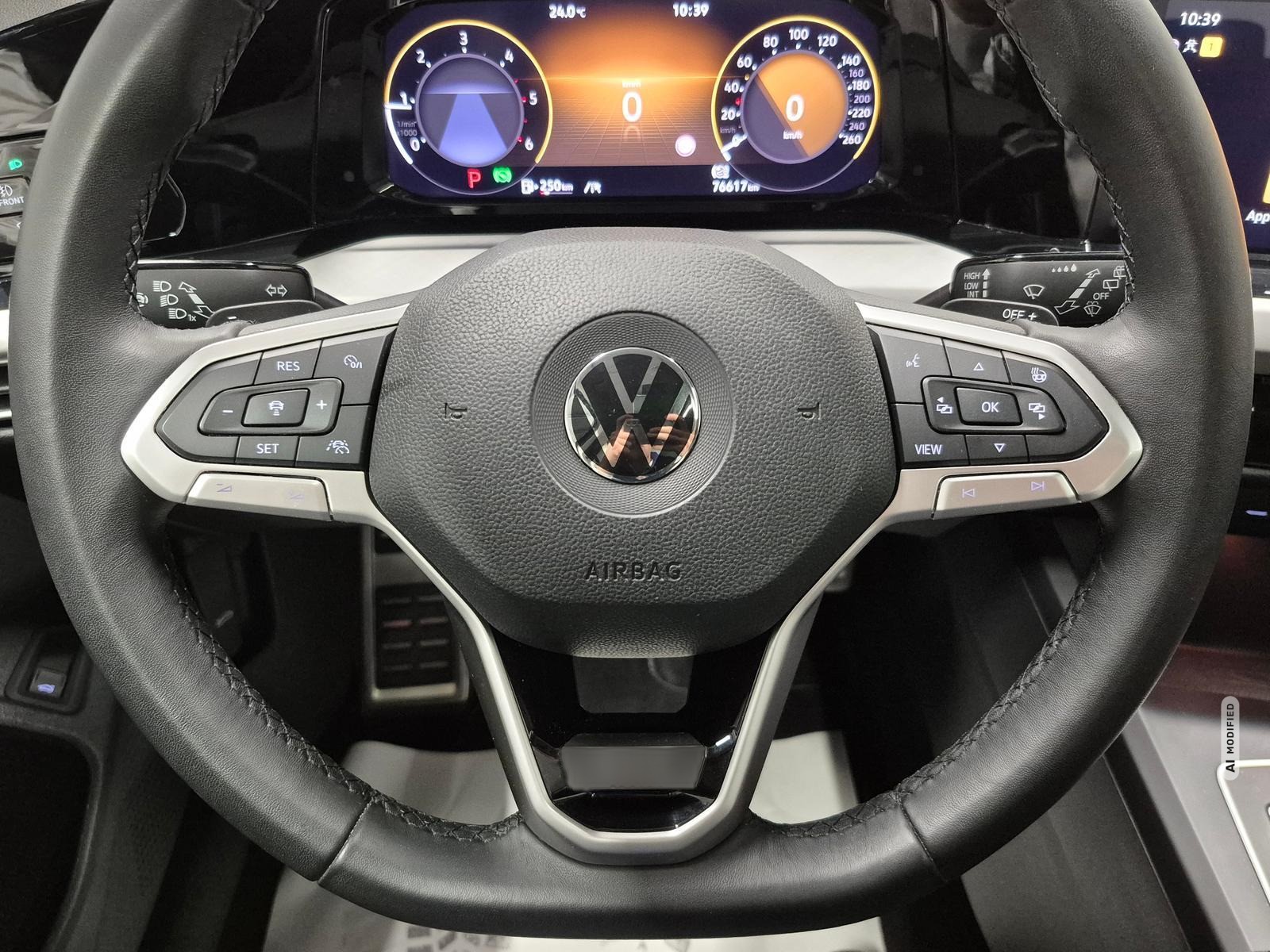 Volkswagen Golf 8 Alltrack 4M IQ-Light/HUD/Pano/H-K/AHK/DCC