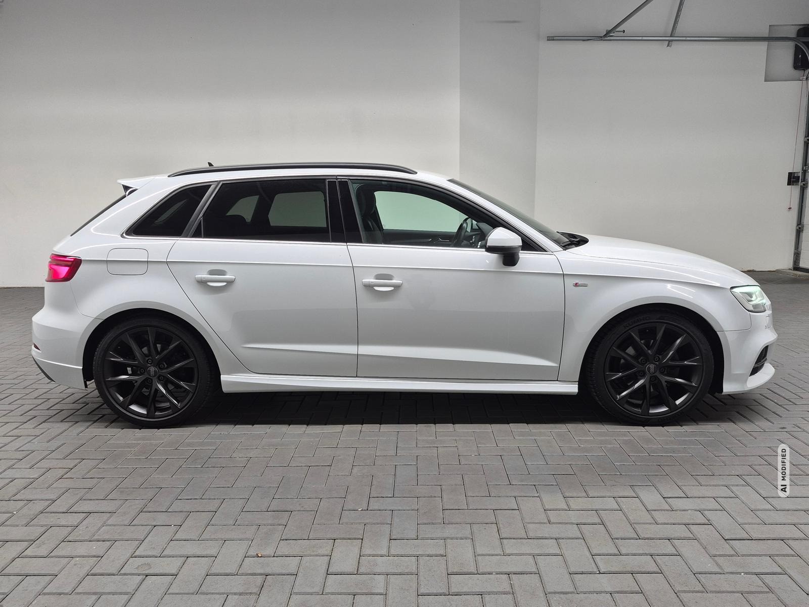 Audi A3 Sportback S-line LED/Nav/DAB/SHZ/PDC/GRA/18LM