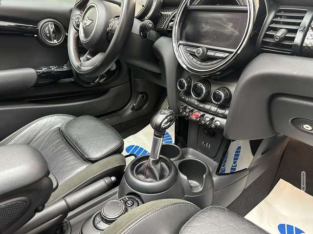 MINI John Cooper Works Cabrio 
