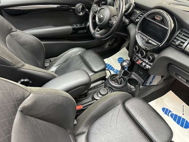 MINI John Cooper Works Cabrio 