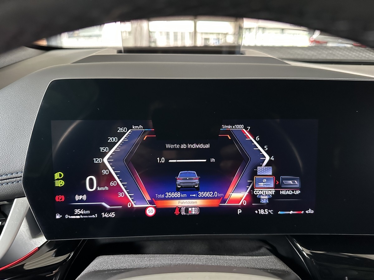 BMW 220 Active Tourer M Sport AHK Pano 360° Kamera PDC Navi HK