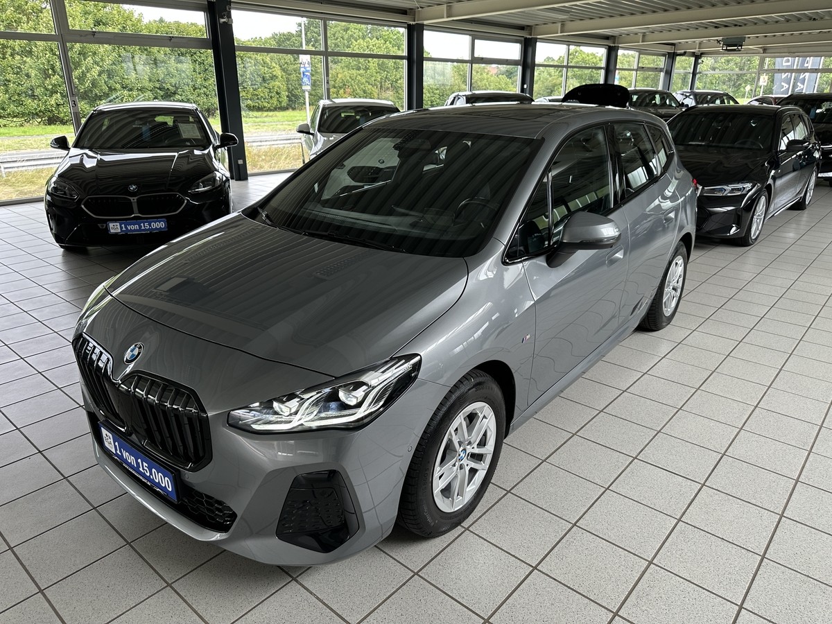 BMW 220 Active Tourer M Sport AHK Pano 360° Kamera PDC Navi HK
