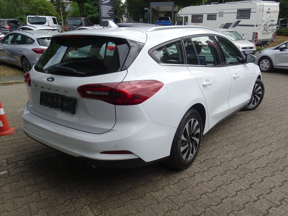Ford Focus 1.5 EcoBlue Turnier Titanium Automatik