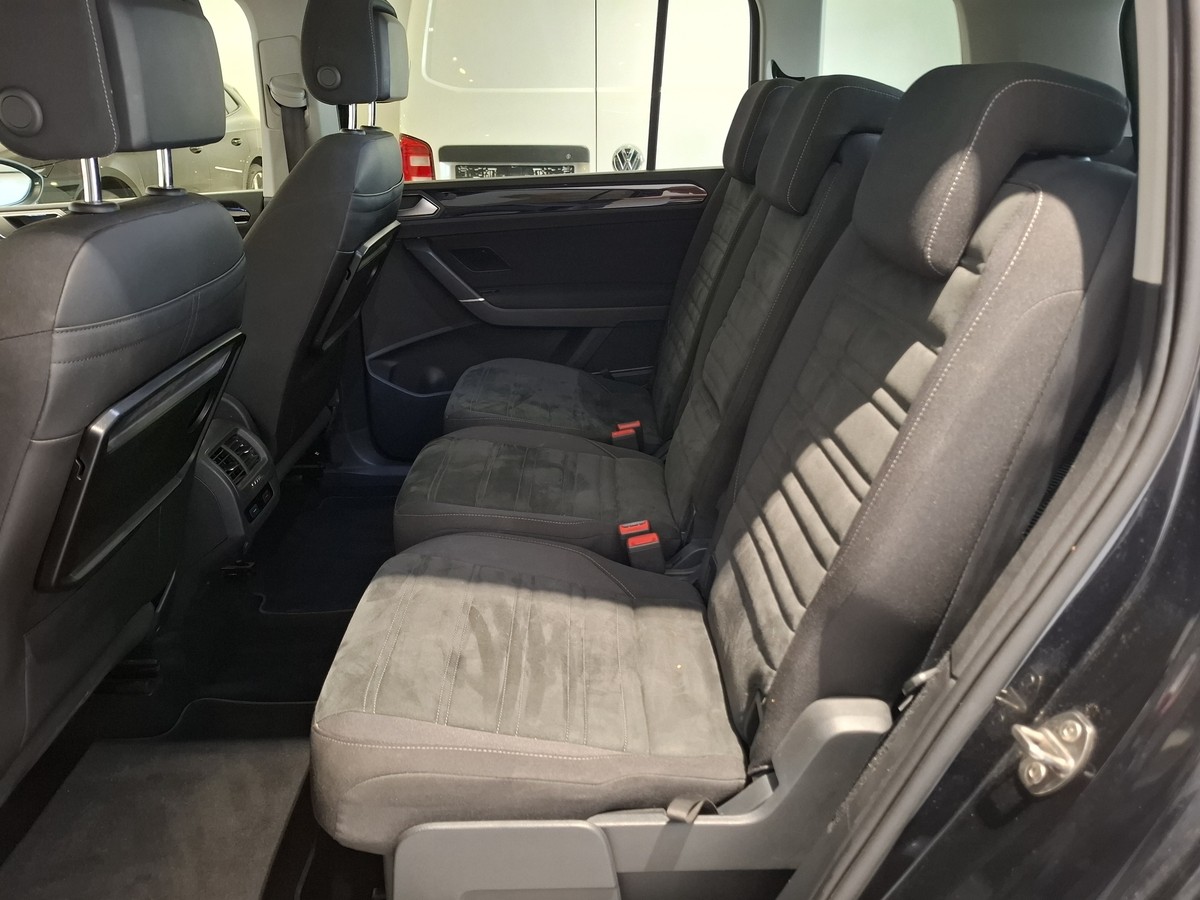 Volkswagen Touran 1.4 TSI DSG Highline LED Navi Kamera