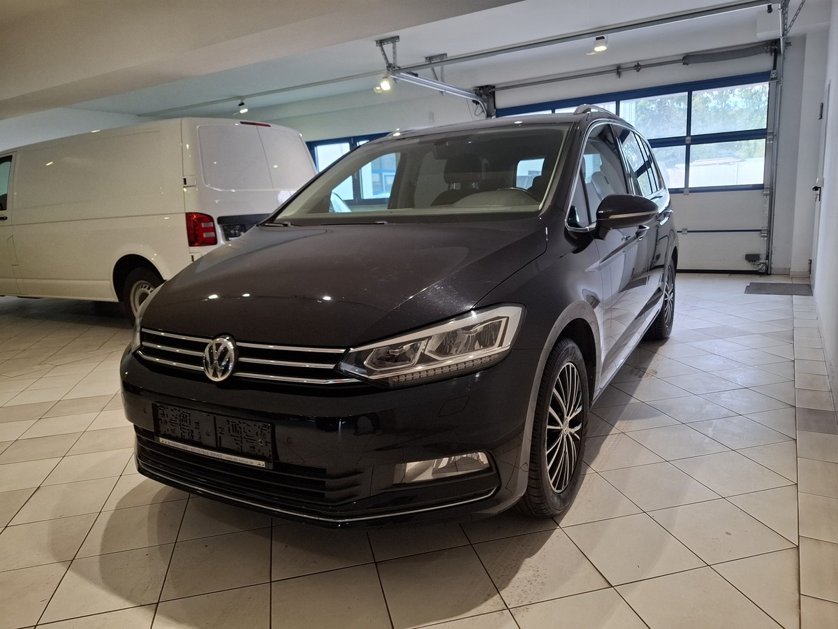Volkswagen Touran 1.4 TSI DSG Highline LED Navi Kamera