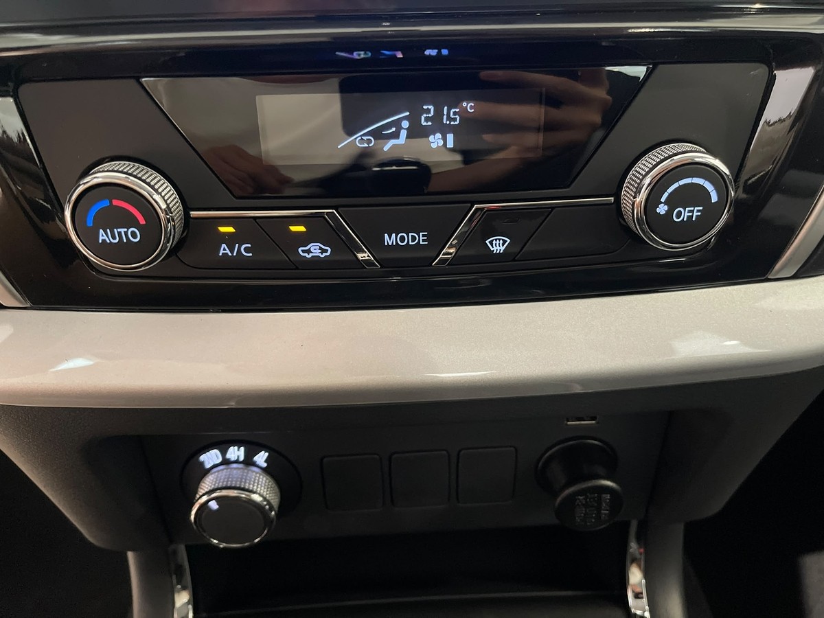 DFSK Rich 6 2.3 4x4 Pickup Navi App Kamera Facelift