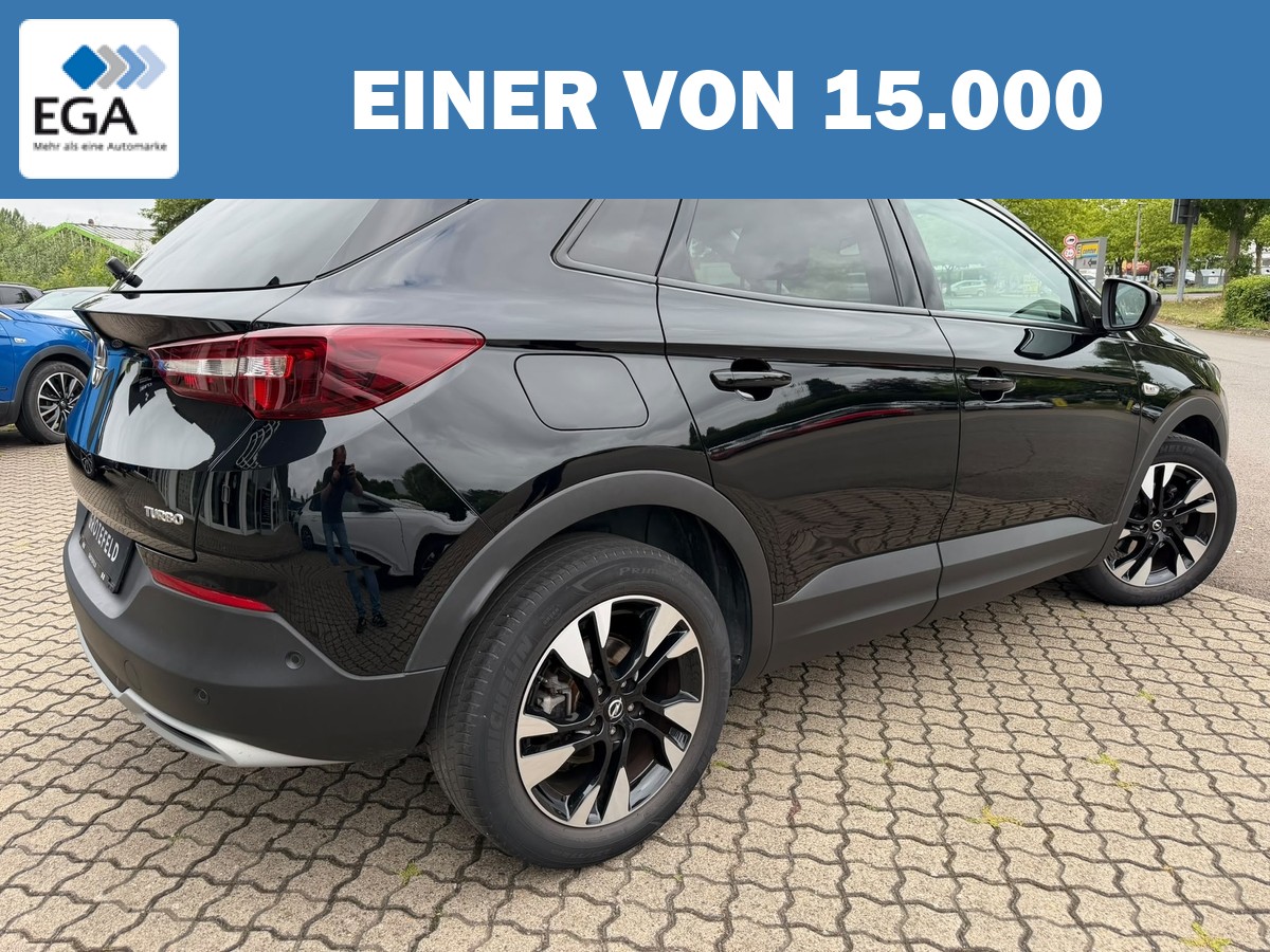 Opel Grandland X 1.2 Turbo INNOVATION + Navi