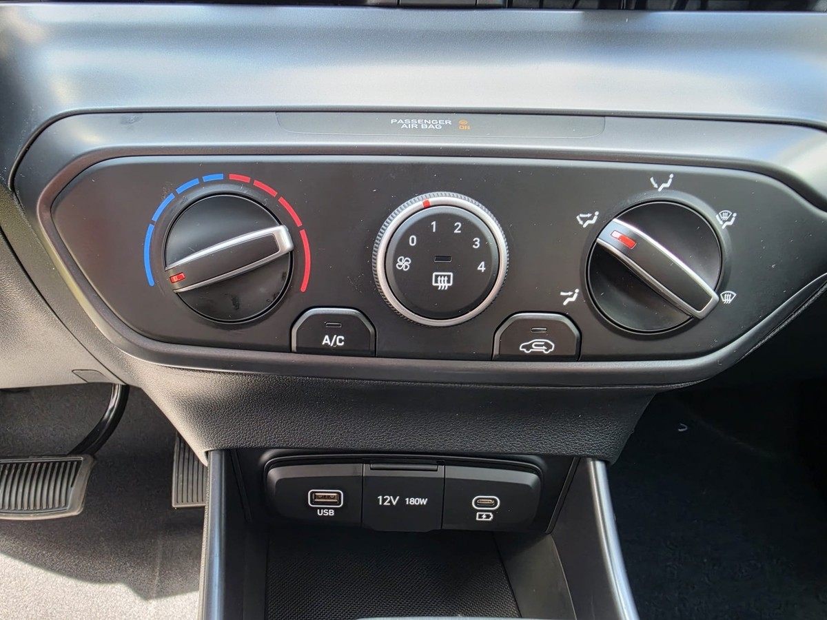 Hyundai i20 1.0 T-GDI - Automatik - Sitzhzg - Navi - PDC - R.Kam -