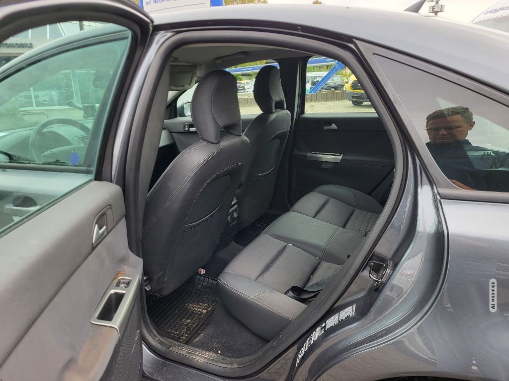 Volvo S40 2.4i >> 0% << Anzahlung