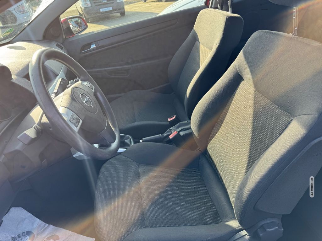 Opel Astra GTC 1.4 Selection 110 Jahre