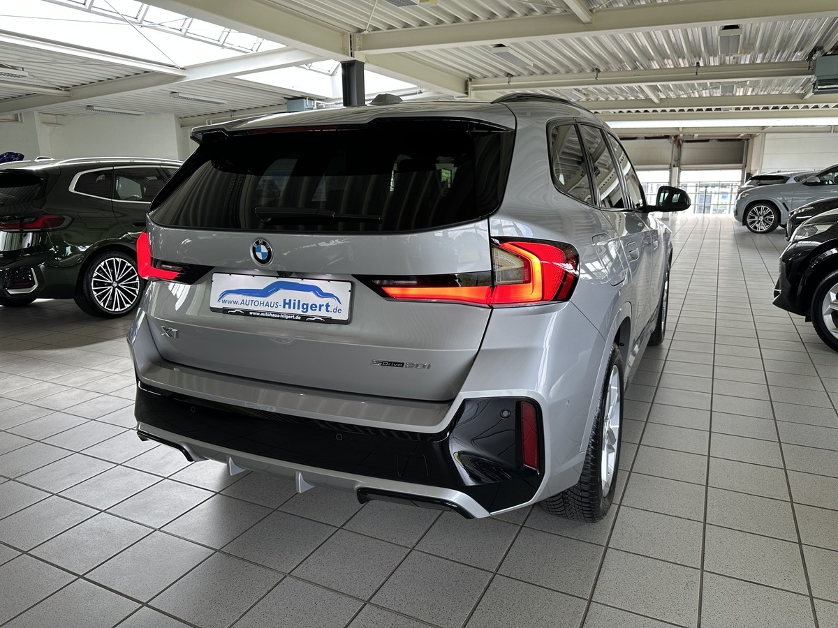 BMW X1sDrive 20i MSport H/K AHK Pano Allwetter
