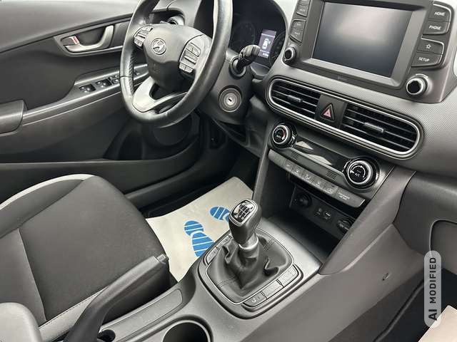 Hyundai KONA Pure 2WD 