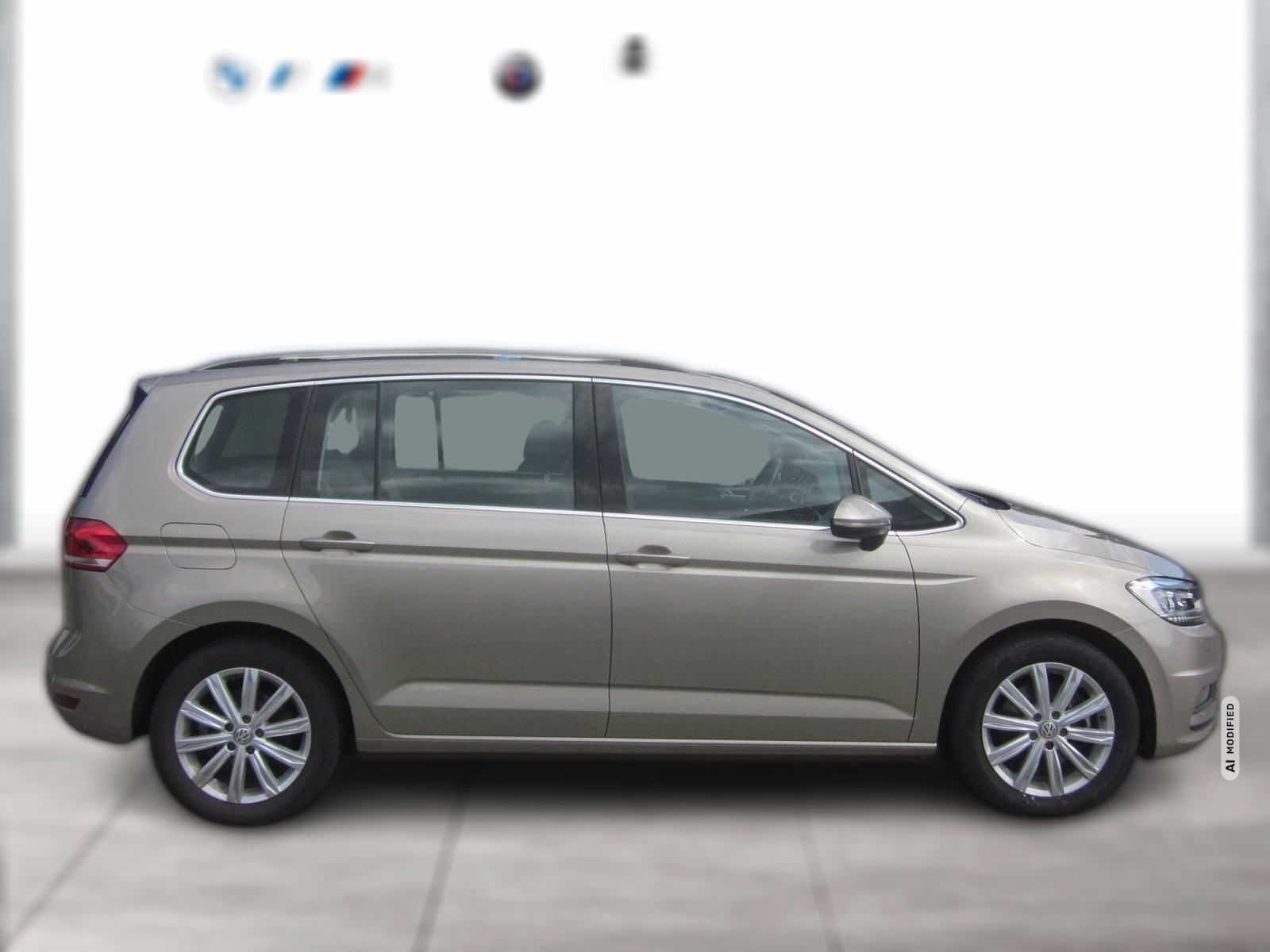 Volkswagen Touran 1.5 TSI HIGHLINE DKG NAVI LED AHK ACC RFK SHZG