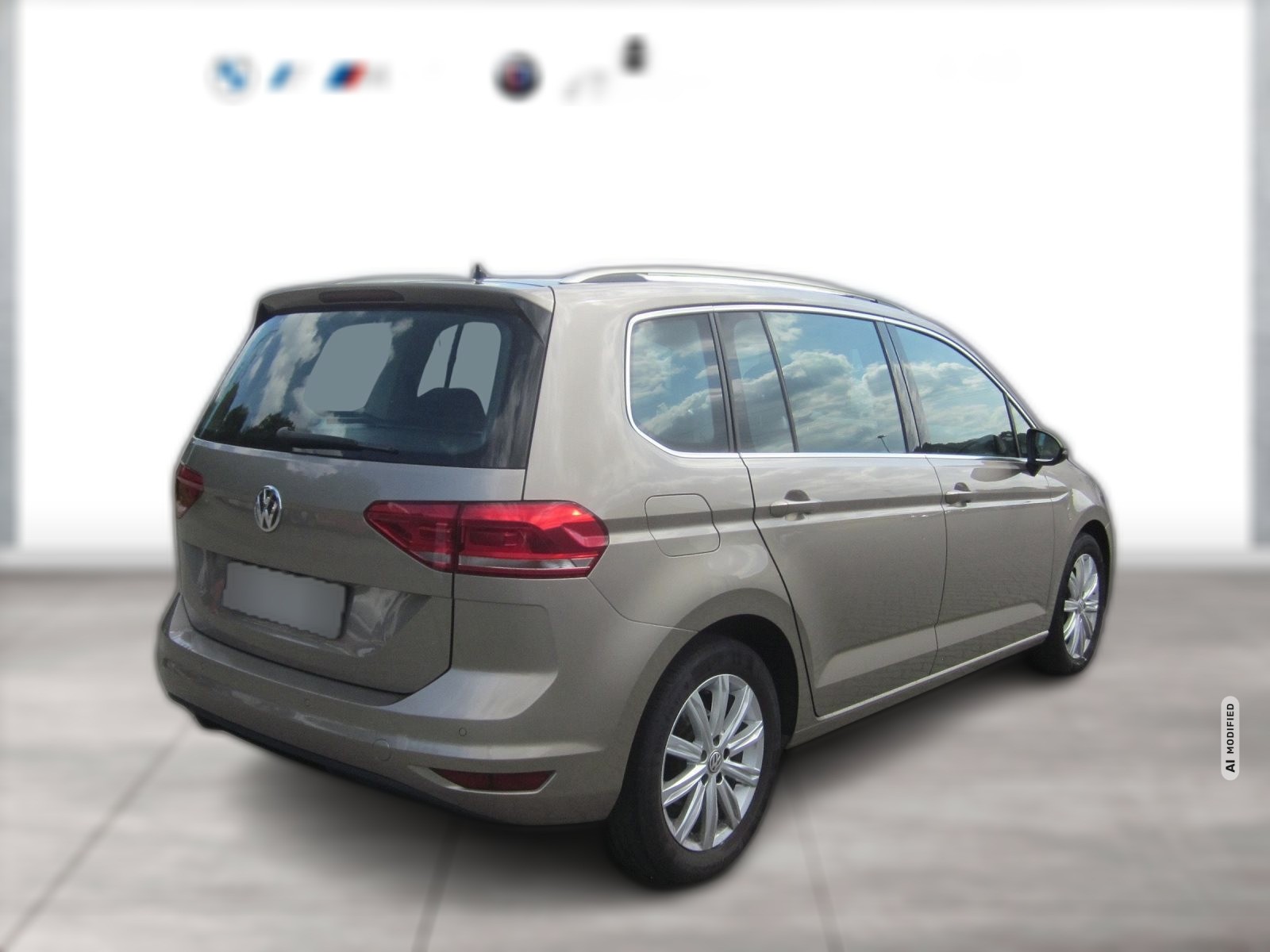 Volkswagen Touran 1.5 TSI HIGHLINE DKG NAVI LED AHK ACC RFK SHZG