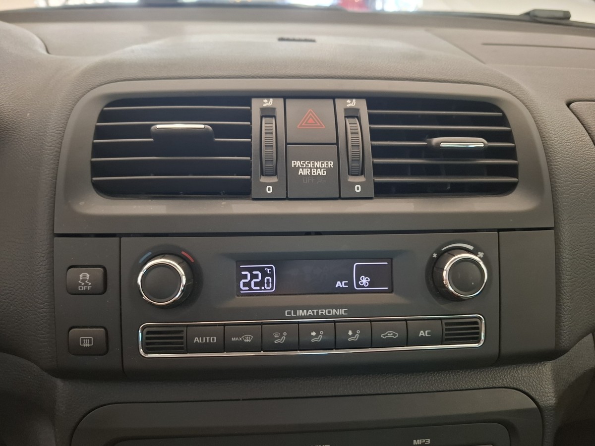 Skoda Roomster Scout 1.2 TSI Panorama Klima PDC