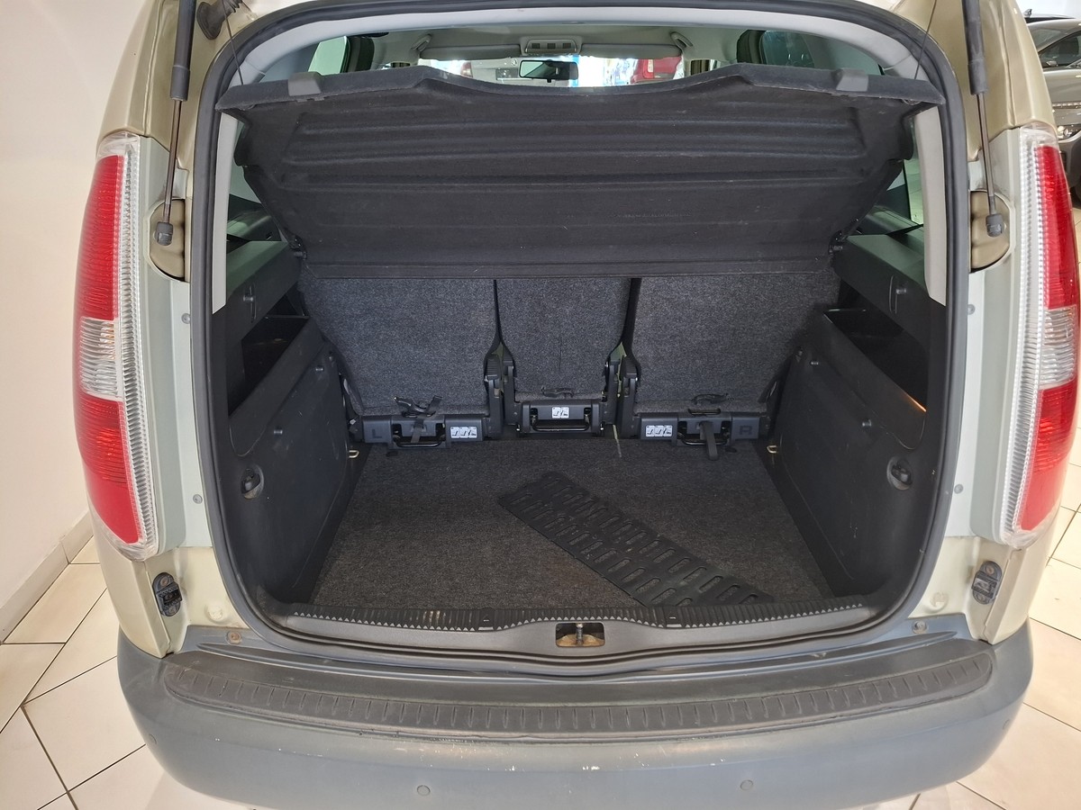 Skoda Roomster Scout 1.2 TSI Panorama Klima PDC