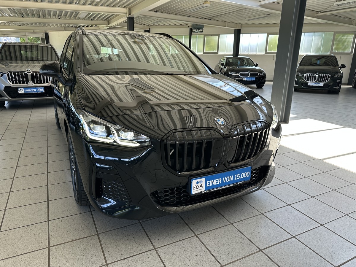 BMW 220 Active Tourer M Sport LED HUD H/K Audio Alcantara 360° 