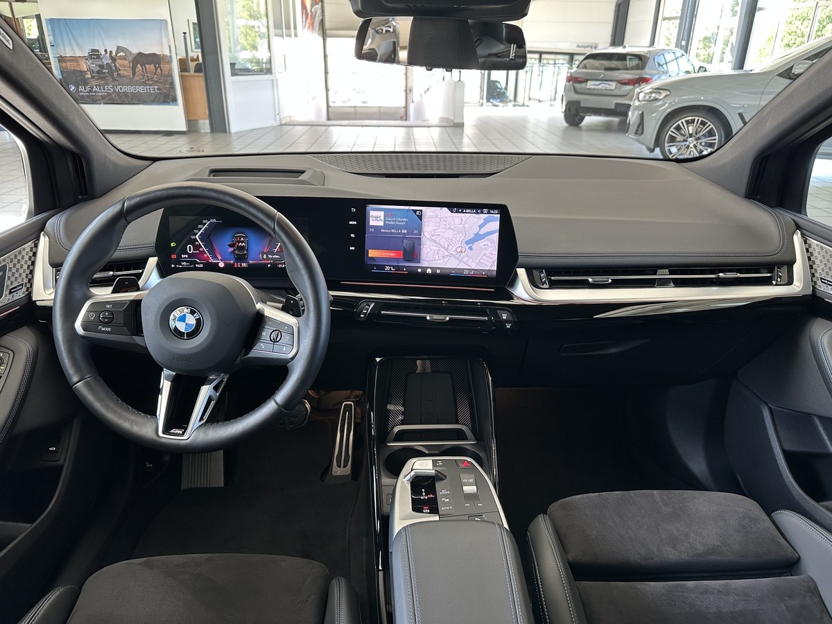 BMW 220 Active Tourer M Sport LED HUD H/K Audio Alcantara 360° 