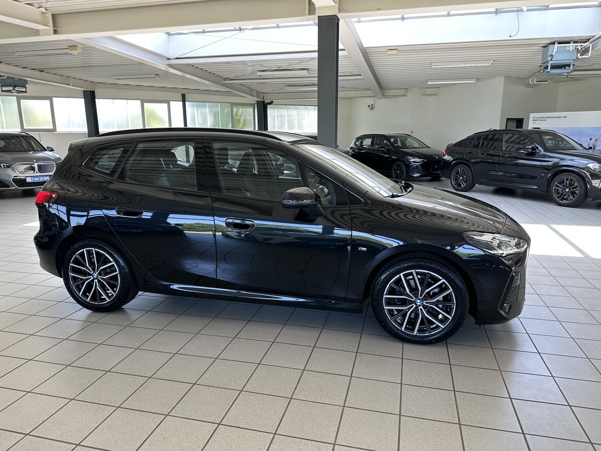 BMW 220 Active Tourer M Sport LED HUD H/K Audio Alcantara 360° 