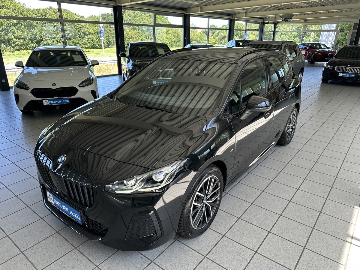 BMW 220 Active Tourer M Sport LED HUD H/K Audio Alcantara 360° 