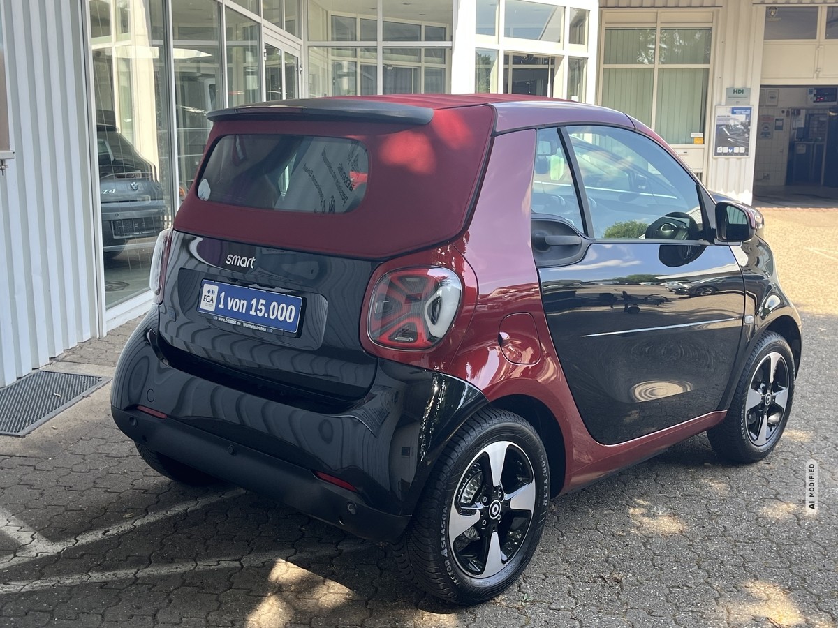 Smart ForTwo EQ cabrio*EXCLUSIVE*22kW*CAM*MEDIA*ALLW*LED*SHZ*