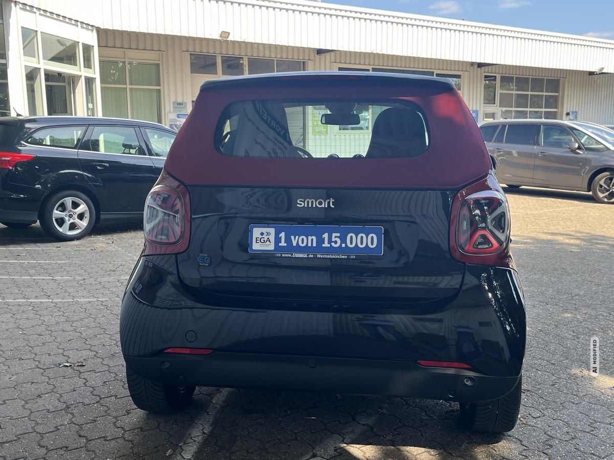 Smart ForTwo EQ cabrio*EXCLUSIVE*22kW*CAM*MEDIA*ALLW*LED*SHZ*