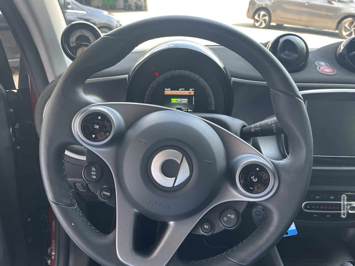 Smart ForTwo EQ cabrio*EXCLUSIVE*22kW*CAM*MEDIA*ALLW*LED*SHZ*