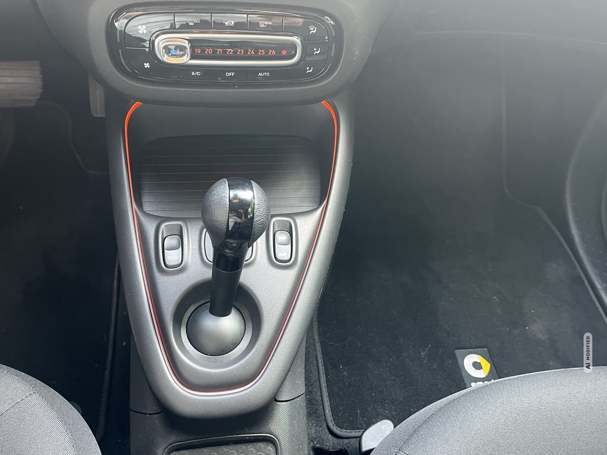 Smart ForTwo EQ cabrio*EXCLUSIVE*JBL*CAM*MEDIA*ALLW*LED*SHZ*