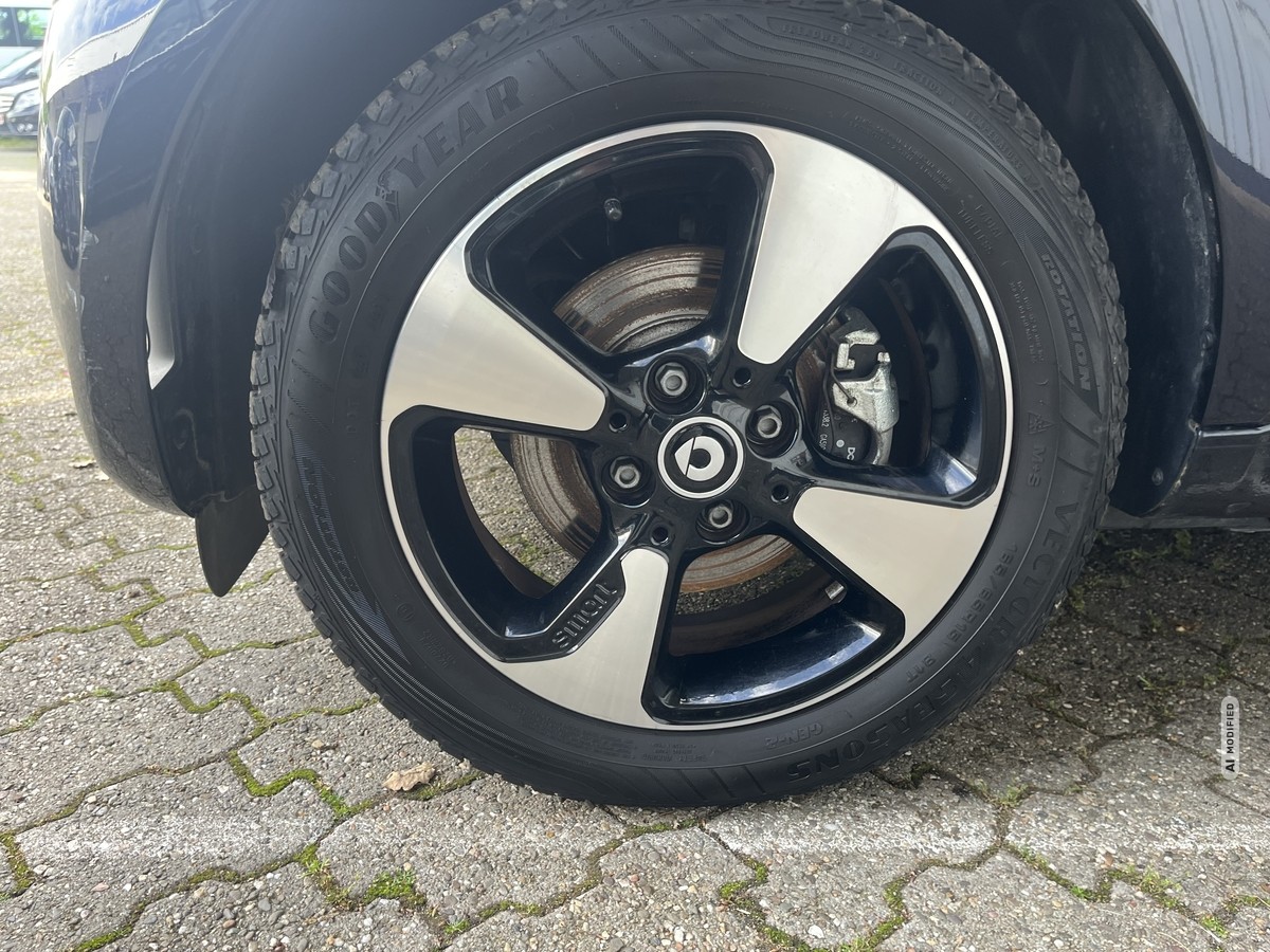 Smart ForTwo EQ cabrio*EXCLUSIVE*JBL*CAM*MEDIA*ALLW*LED*SHZ*