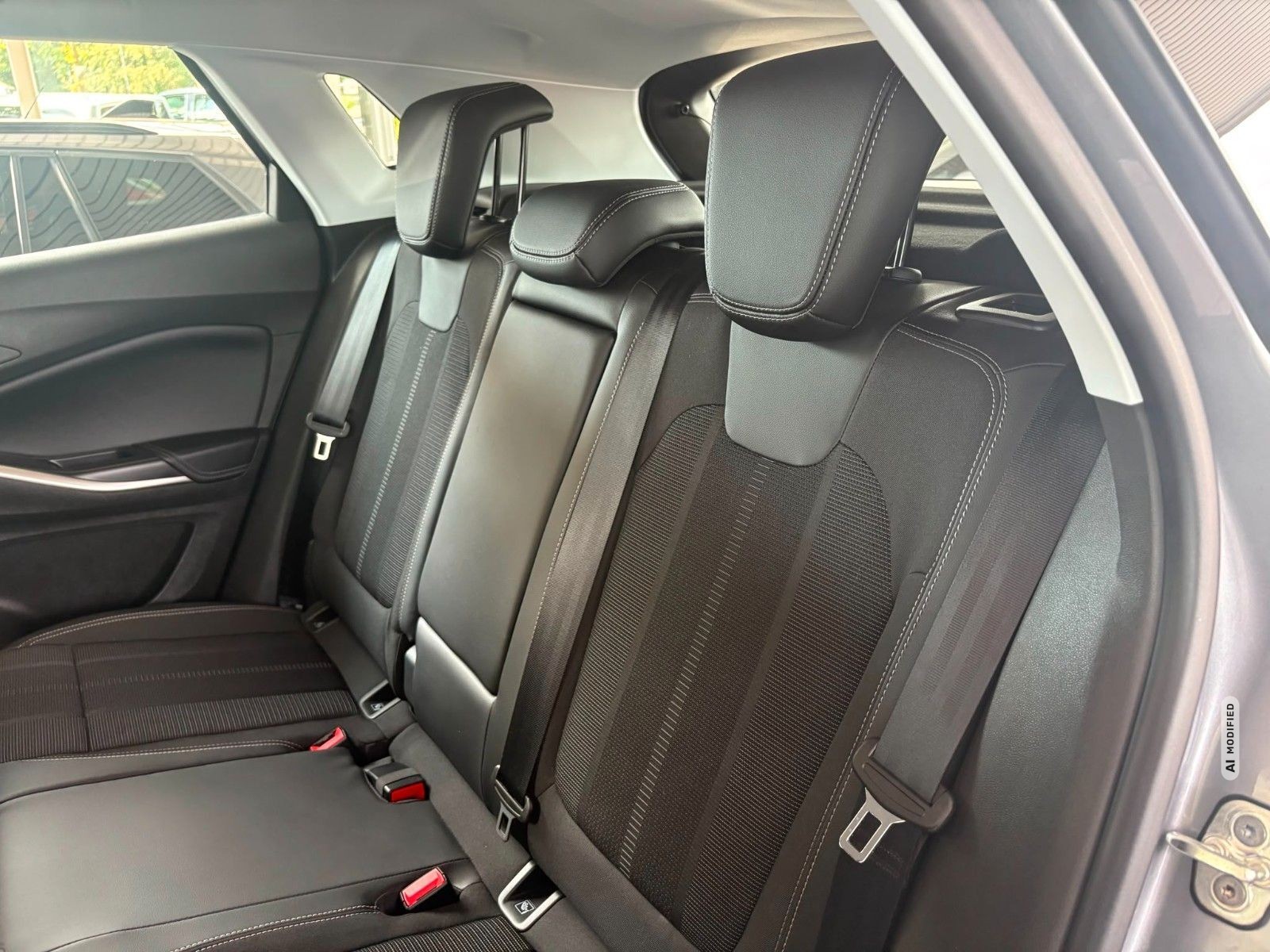 Opel Grandland X Grandland Enjoy 1.2 96KW (130 PS) Automatik,SHZ,