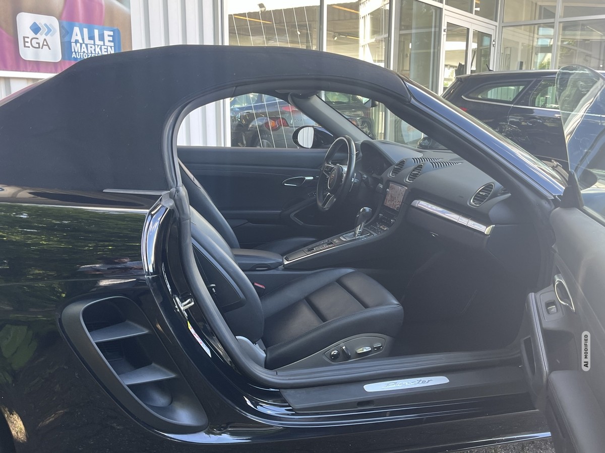Porsche Boxster *718*PDK*20 ZOLL*BOSE*LEDERPAKET*CONNECT PLUS*