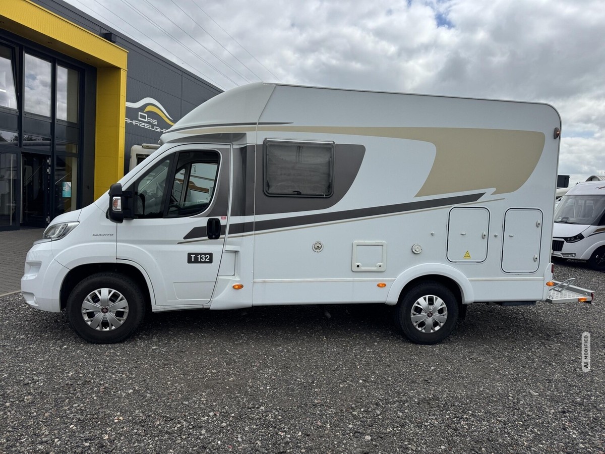 Carado T 132 Markise+TV+Absorber+Fahrradträger