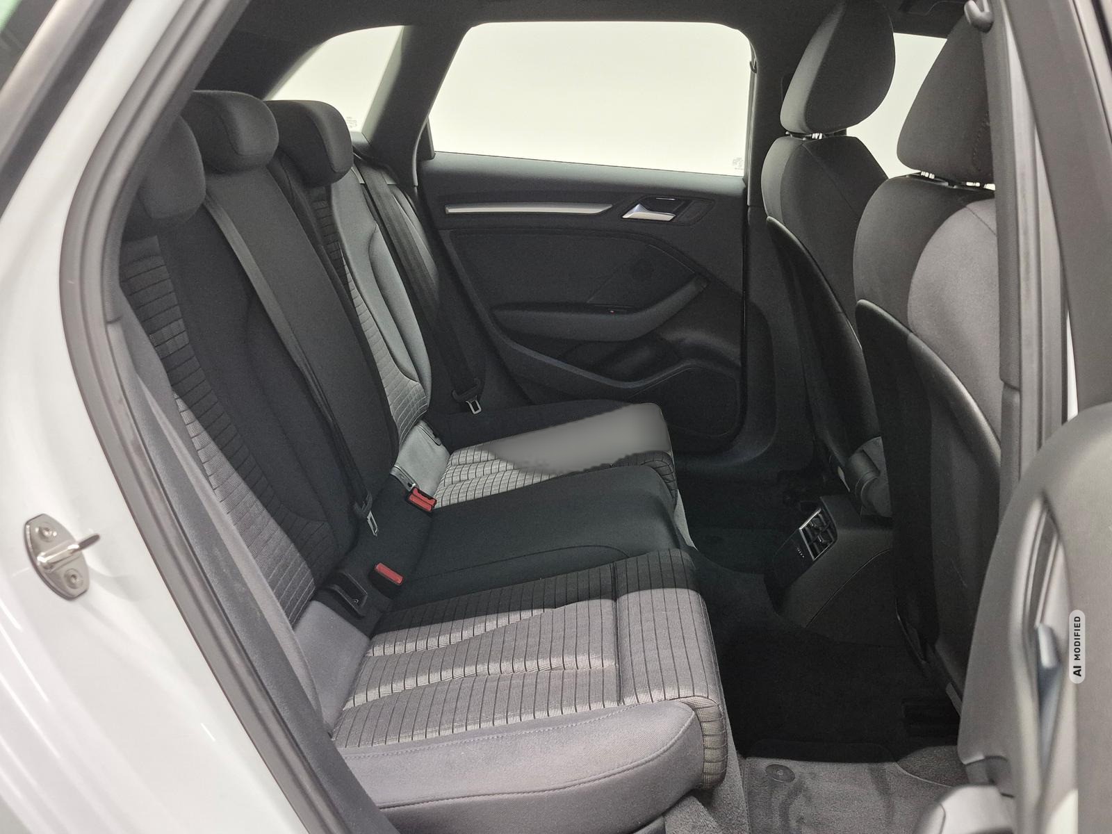 Audi A3 Sportback Bi-Xenon/Navi/SHZ/Kam/ACC/Keyl/17LM