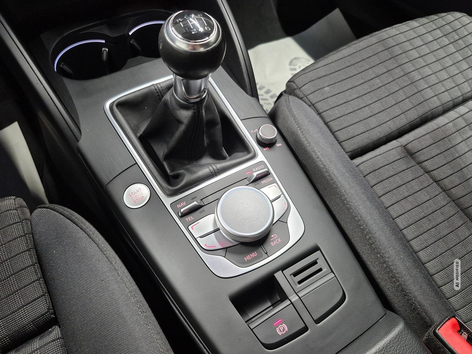 Audi A3 Sportback Bi-Xenon/Navi/SHZ/Kam/ACC/Keyl/17LM