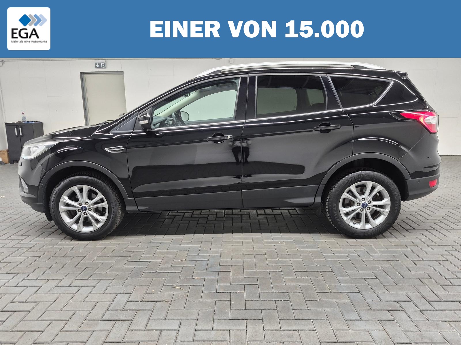 Ford Kuga Titanium Bi-Xenon/Navi/SHZ/Kam/ACC/Keyl/elH